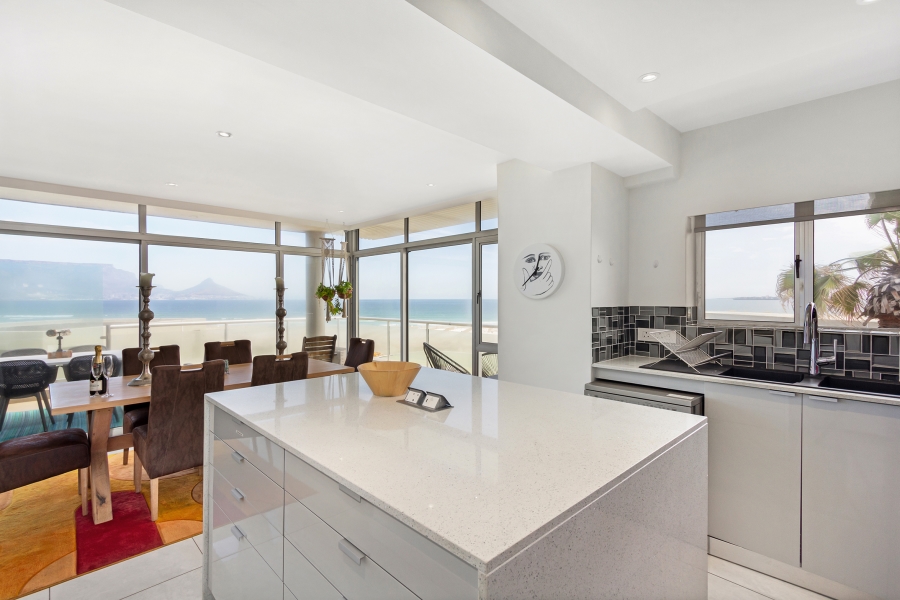 3 Bedroom Property for Sale in Table View Western Cape